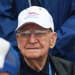 freedom-honor-flight-14-may-2011_0613_edited-1