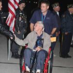 freedom-honor-flight-september-2013_1839